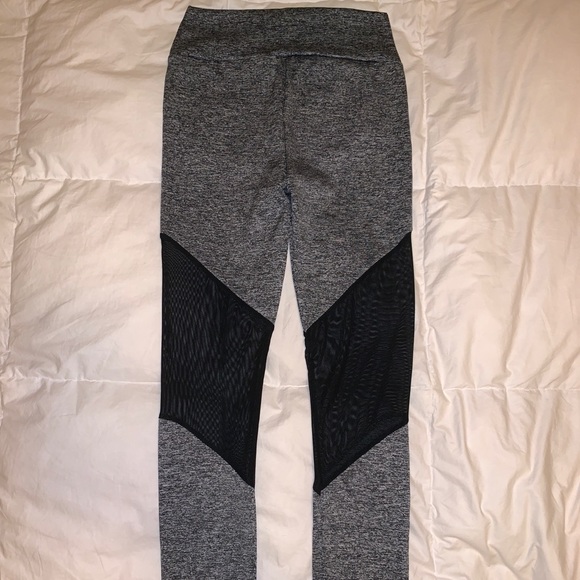 Grey mesh leggings - Picture 3 of 3